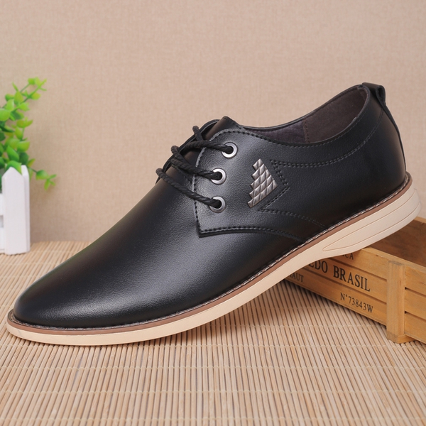 Ανδρικά παπούτσια νέα για την άνοιξη και  το καλοκαίρι New England 