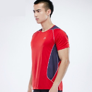 Мъжки спортни тениски от полиестър и с къси ръкави оранжеви, зелени, сини, червени и други добри модели