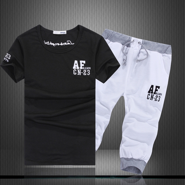 Мъжки летни спортни екипи тениска и къси панталони