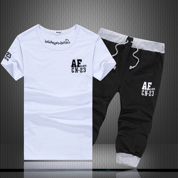 Мъжки летни спортни екипи тениска и къси панталони