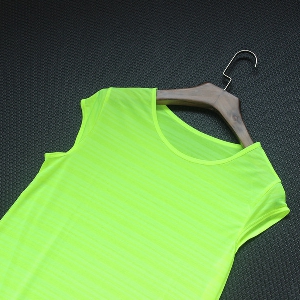 Дишащи дамски спортни тениски в зелен,черен,розов и син цвят - 5 модела