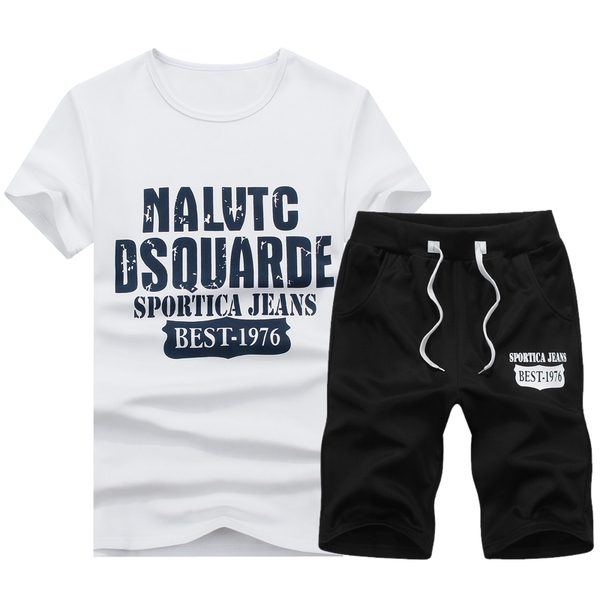 Мъжки летен спортен екип от тениска с къс ръкав и къси панталони сиви, черни, червени комбинации с щампи