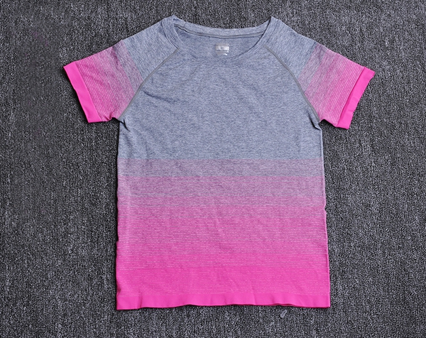 Ελαφριά αναπνεύσιμα γυναικεία μπλουζάκια σε πολλά διαφορετικά χρώματα - 15 σχέδια