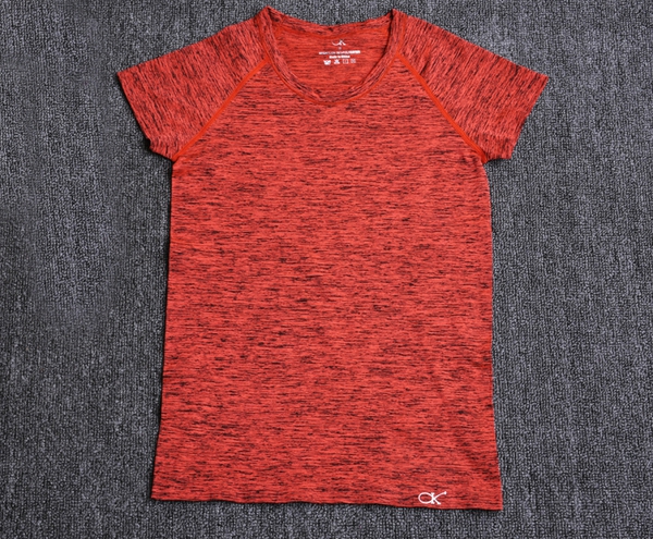 Ελαφριά αναπνεύσιμα γυναικεία μπλουζάκια σε πολλά διαφορετικά χρώματα - 15 σχέδια