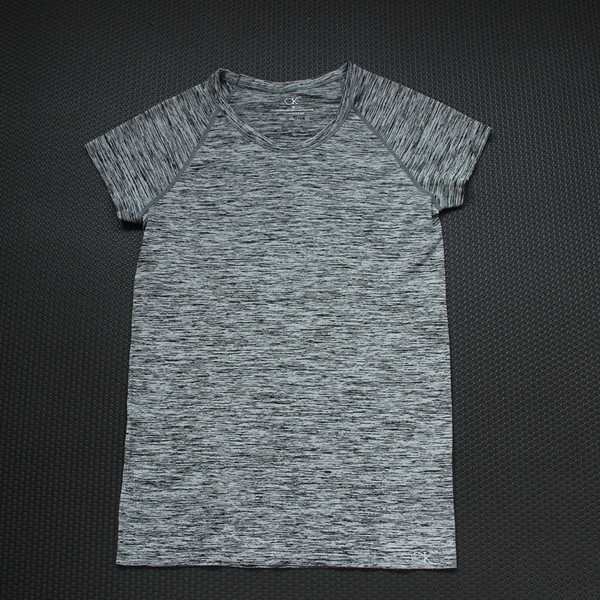 Γρήγορη ξήρανση αθλητικών γυναικών μπλουζών σε μπλε, πράσινο, γκρι, κυκλάμινο και πορτοκαλί χρώμα