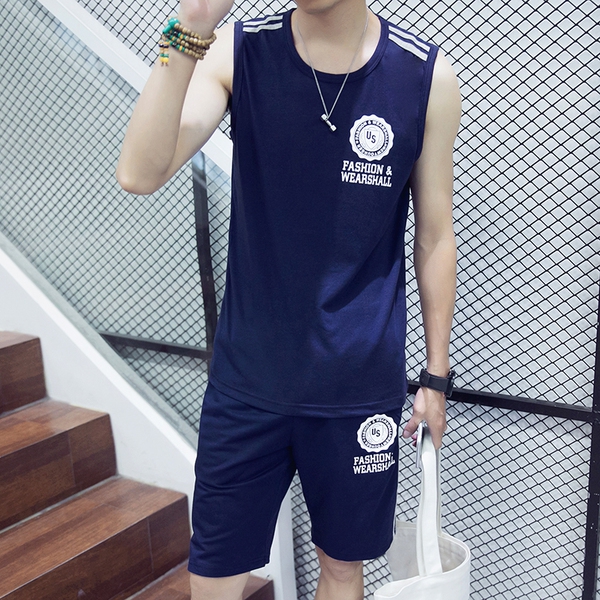 Ανδρικά αθλητικά σερ με κκοντό μανίκι - 8 μοντέλα