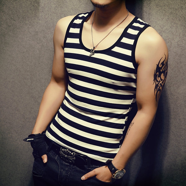 Ανδρικό αθλητικό αμάνικο tip-top μοντέλο