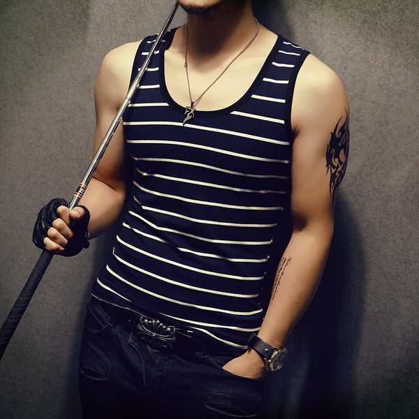 Ανδρικό αθλητικό αμάνικο tip-top μοντέλο