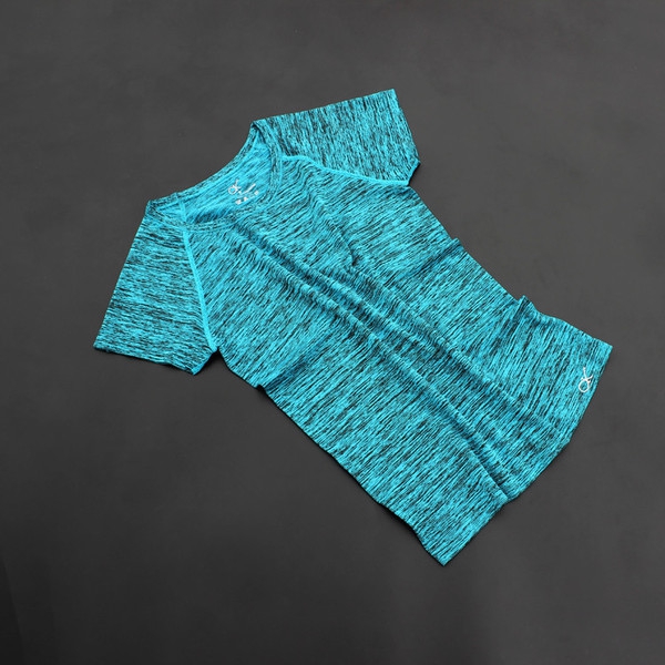 Γυναικεία αθλητικά μπλουζάκια 10 χρωμάτων.