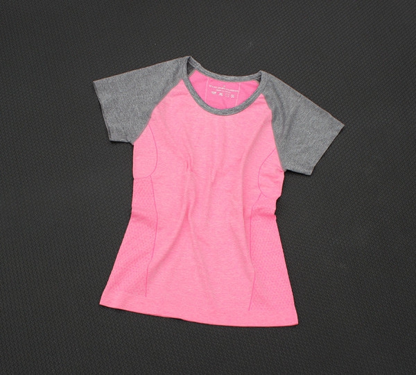 Γυναικεία αθλητικά μπλουζάκια 10 χρωμάτων.