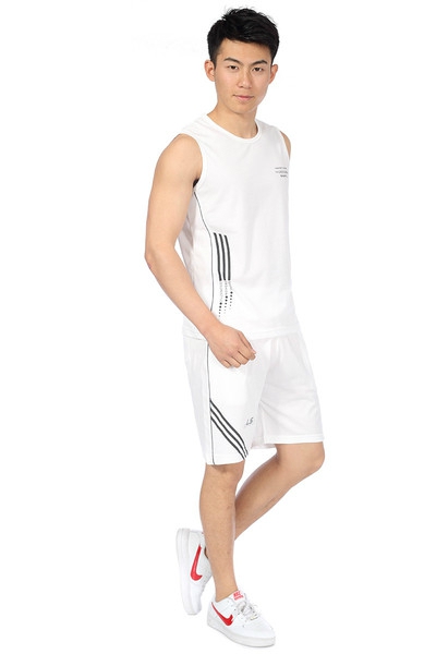 Ανδρική αθλητική ομάδα κατάλληλη για γυμναστήριο και μπάσκετ - t-shirt και σορτς 5 μοντέλα