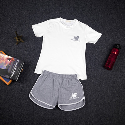 Γυναικεία καλοκαιρινά  casual σετ T-shirt και σορτς σε κόκκινο γκρι και μαύρο χρώμα