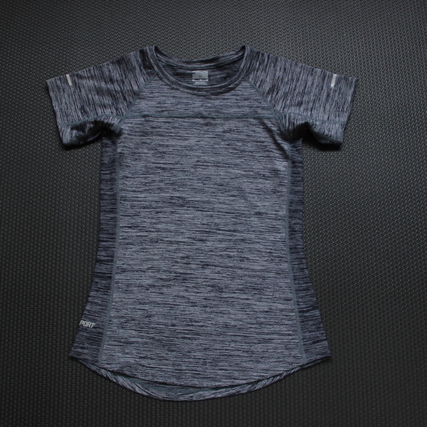 Γυναικεία αθλητικά λεπτά  μπλουζάκι για τρέξιμο ή άλλα αθλήματα