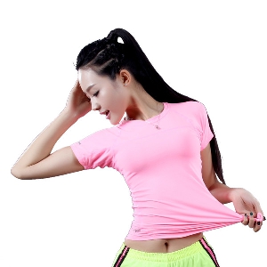Дамска спортна тънка бързосъхнеща тениска за тичане или друг спорт