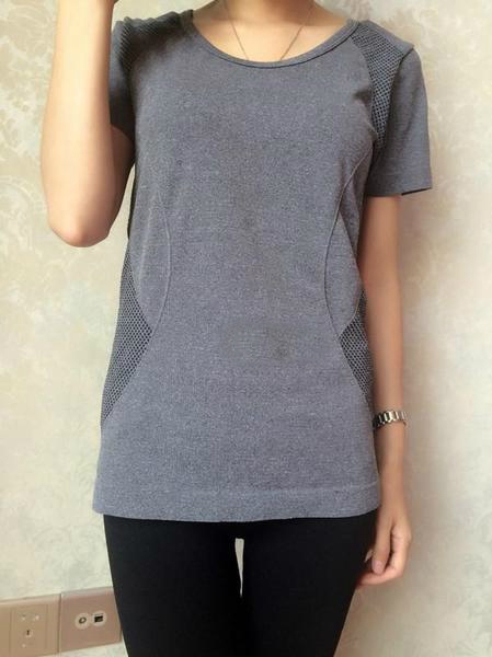 Γυναικείο αθλητικό T-shirt με κοντό μανίκι σε μοβ, ροζ, μπλε, γκρι χρώμα