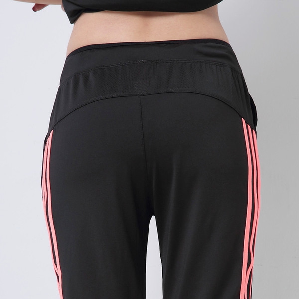 Καλοκαιρινά γυναικεία αθλητικά παντελόνια 
