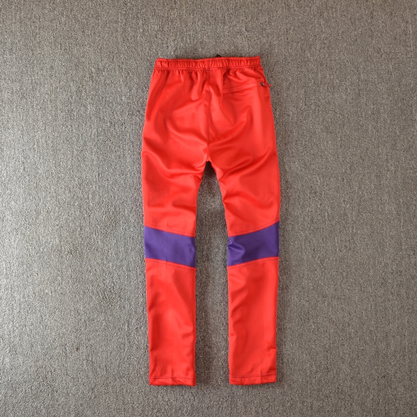 Γυναικεία μαύρα παντελόνια  για αθλητισμό και τουρισμό με ελαστική μέση