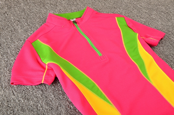 Дамска дишаща спортна блуза с къси ръкави, лятна розова и лилава