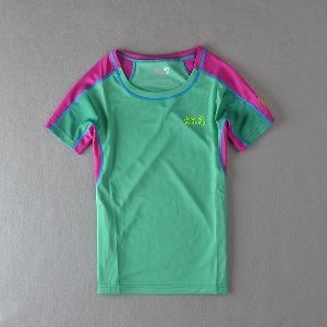Γυναικείες αθλητικές μπλούζες με κοντό μανίκι  σε πράσινο, μπλε, ροζ χρώμα