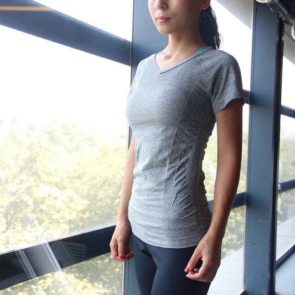 Γυναικεία μπλούζα για τρέξιμο, με λεπτό ύφασμα που αναπνέει