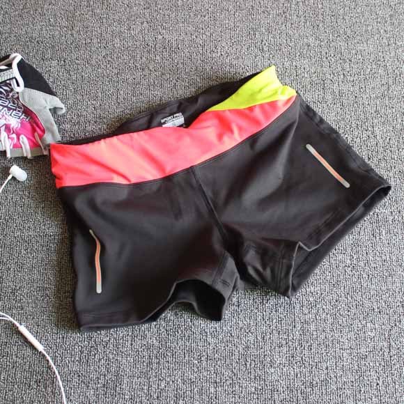 Γυναικεία ελαστικά αθλητικά σορτς για το καλοκαίρι με τεντωμένη μέση σε τρία σχέδια