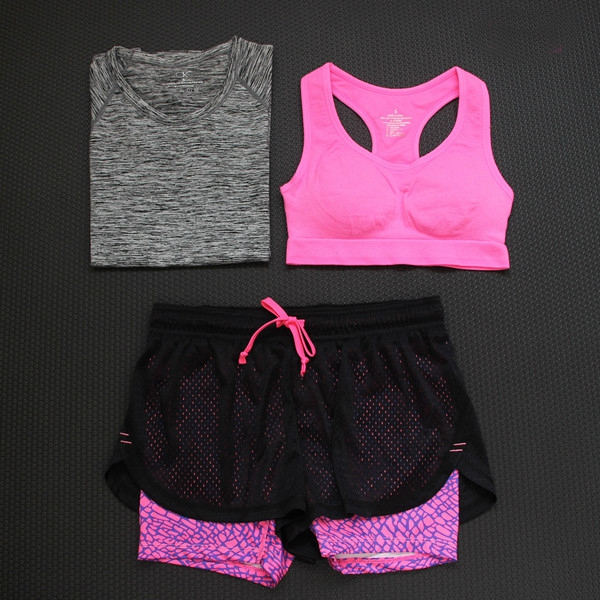Γυναικείο αθλητικό σετ για γυμναστήριο, γιόγκα και τρέξιμο - 18 μοντέλα