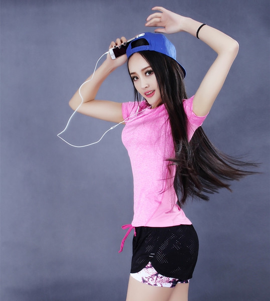 Γυναικείο αθλητικό σετ για γυμναστήριο, γιόγκα και τρέξιμο - 18 μοντέλα