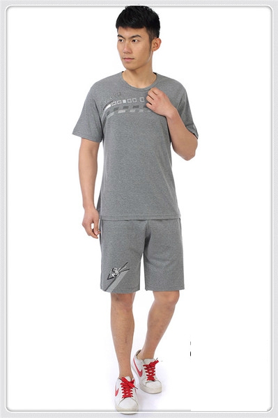 Λεπτές ανδρικές αθλητικές φόρμες  - 16 διαφορετικά μοντέλα.