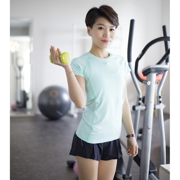 Γυναικεία αθλητικά μπλουζάκια με κοντό μανίκι σε  ροζ, μπλε, γκρι χρώμα - ελαφριά και άνετα