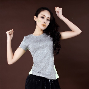 Καλοκαιρινή γυναικεία αναπνεύσιμη μπλούζα σε 7 μοντέλα