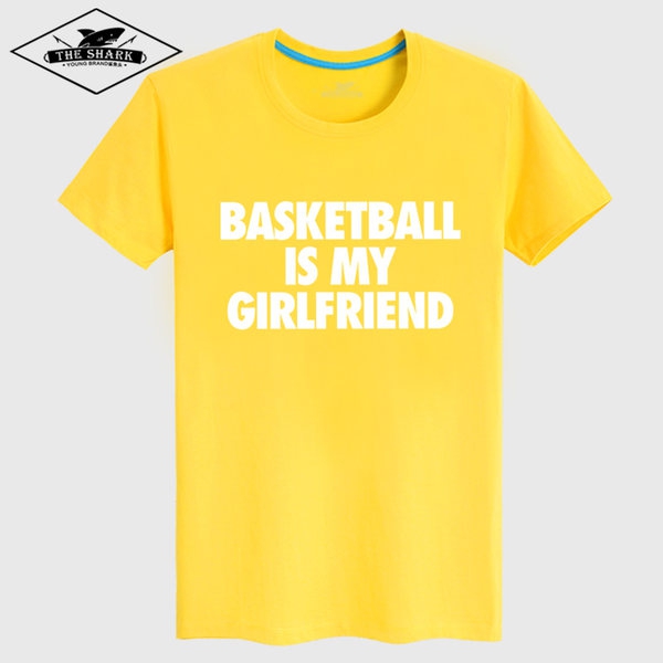 Ανδρικά  βαμβακερά μπλουζάκια για  μπάσκετ σε κίτρινο, γκρι, μπλε, λευκό χρώμα  με κοντά μανίκια