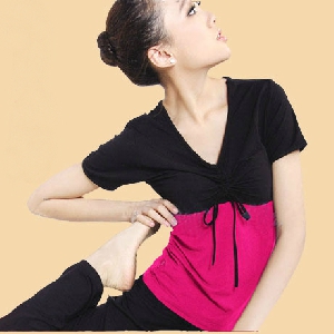 Γυναικεία αθλητικά μπλουζάκια  μικρού μήκους κατάλληλα για γιόγκα και αεροβική άσκηση σε λιλά και ροζ χρώμα