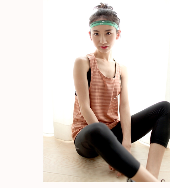 Γυναικείες αθλητικές φανέλες