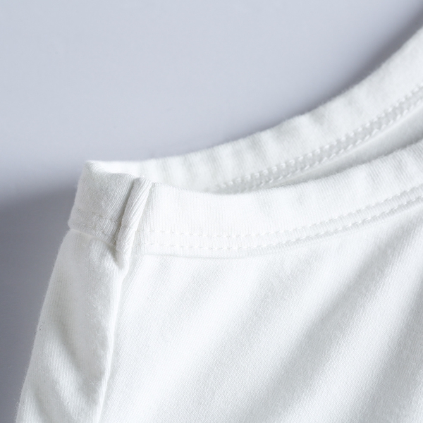 Αθλητικέα ανδρικές  φανέλες  ασπρόμαυρες με επιγραφή