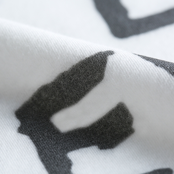 Αθλητικέα ανδρικές  φανέλες  ασπρόμαυρες με επιγραφή