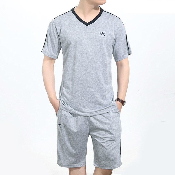 Ανδρικές αθλητικές φόρμες  - 18 διαφορετικά μοντέλα.