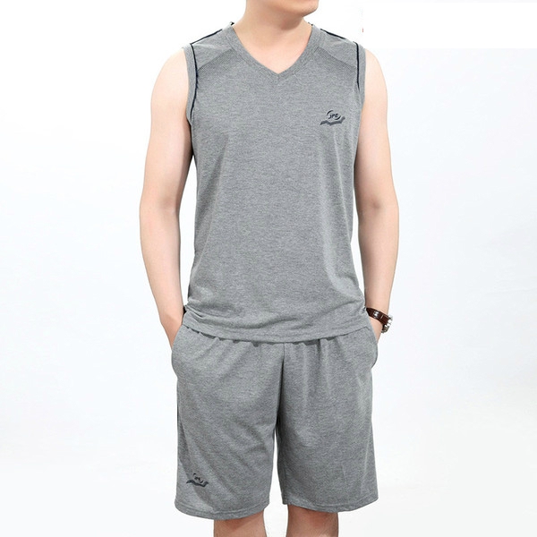 Ανδρικές αθλητικές φόρμες  - 18 διαφορετικά μοντέλα.