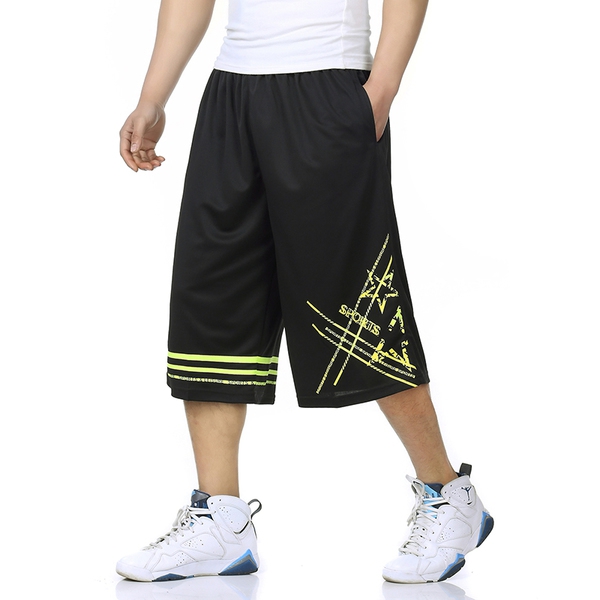 Ανδρικά σορτς  σε πολλά διαφορετικά μοντέλα