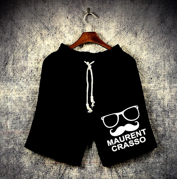 Ανδρικά αθλητικά μαύρα σορτς σε διάφορα μοντέλα