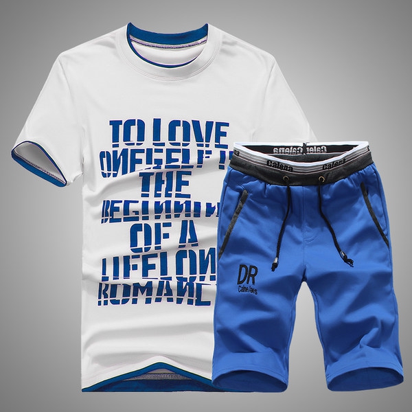 Leeflang мъжки спортни екипи с принт в четири цветови комбинации.