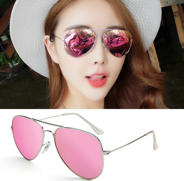 Οι γυναίκες καθρέφτη γυαλιά ηλίου χρώματος μπλε, ροζ, πορτοκαλί, το καλοκαίρι, παραλία, τη μόδα