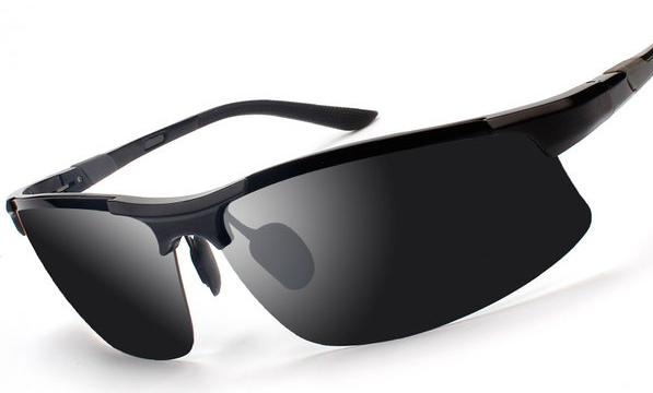 Αντρικά γυαλιά ηλίου σε μαύρο, κίτρινο, μπλε κορυφή κλασικά μοντέλα παραλία