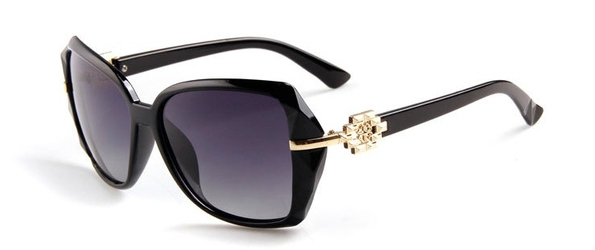 Дамски слънчеви ежедневни и плажни очила уникални модели с червени, розови стъкла и рамки топ 