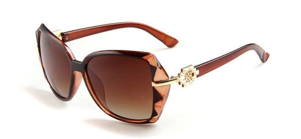 Дамски слънчеви ежедневни и плажни очила уникални модели с червени, розови стъкла и рамки топ 