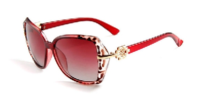 Дамски слънчеви ежедневни и плажни очила уникални модели с червени, розови стъкла и рамки топ 