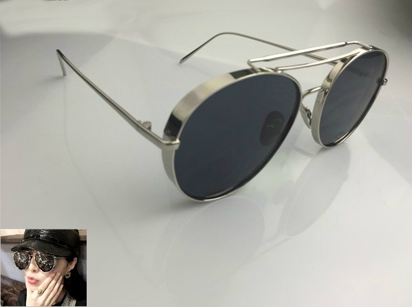 Дамски слънчеви очила заоблена форма, със златиста и сребриста рамка