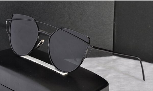 Дамски слънчеви овални очила с двойна рамка 