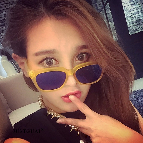 Слънчеви дамски очила с огледални стъкла в пет различни цвята