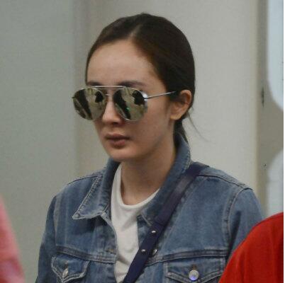 Дамски слънчеви очила невероятни модели с комбинация от елементи и защита