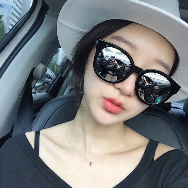 Дамски слънчеви летни очила за плаж топ невероятни дизайнерски модела в различни цветове черни сребристи